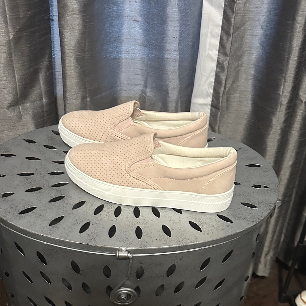 Soda Blush Pink Slip-On Sneakers